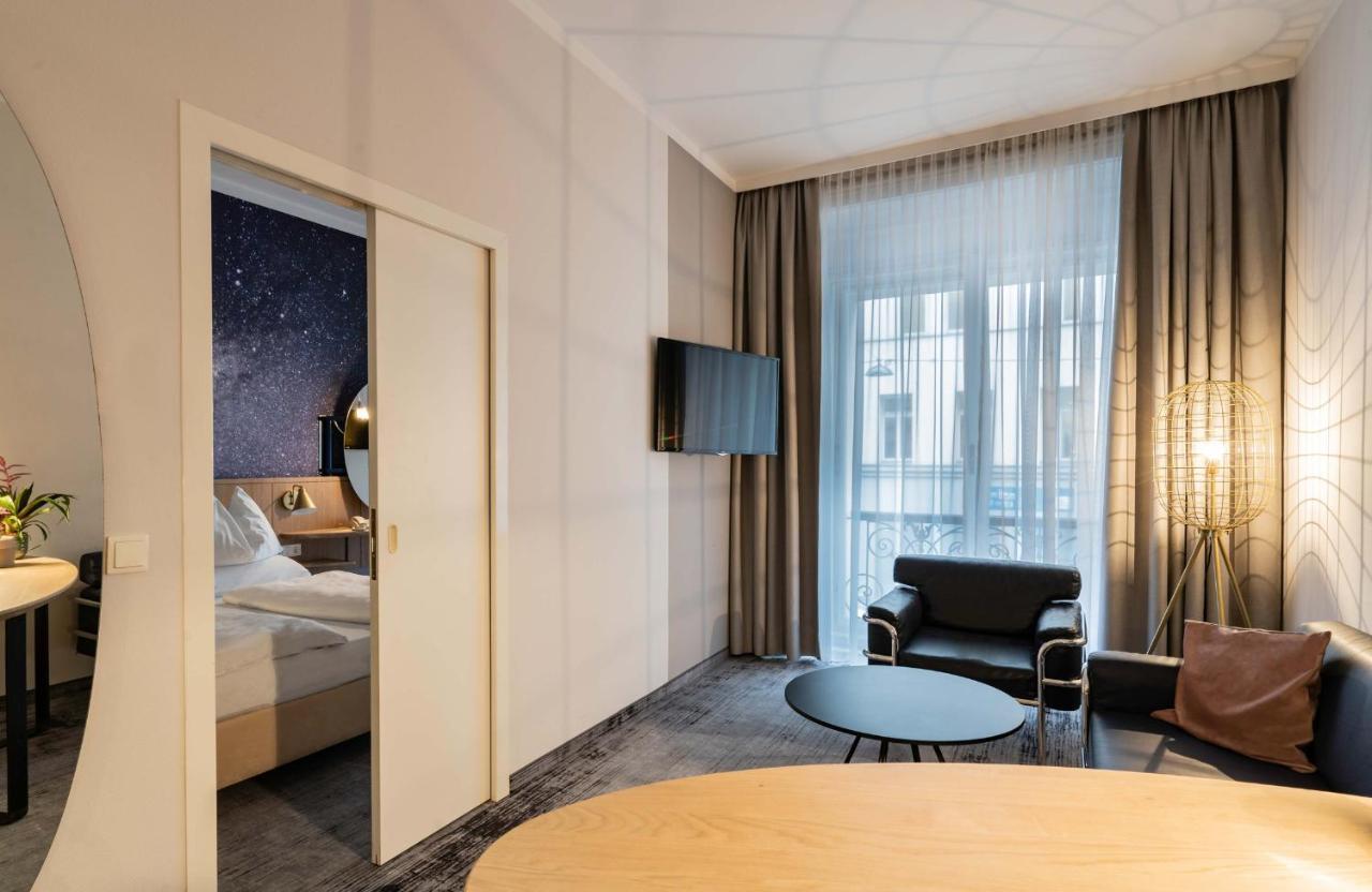 Starlight Suiten Hotel Salzgries Viena Exterior foto